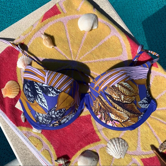 Maaji Floral Hidden Lagoon Underwire Bikini Top XL - Picture 3 of 8